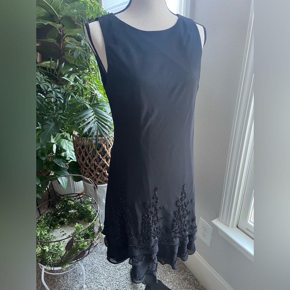 R & M Richard’s Woman’s Formal Lil Black Dress In Sz 16 in gently used